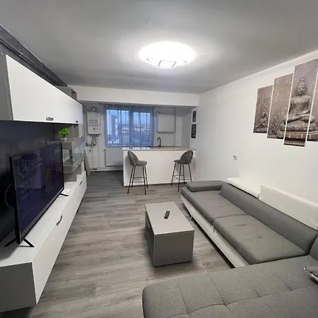 Lovely Flat With Bathtub 5 Mins From Center Craiova Exterior foto